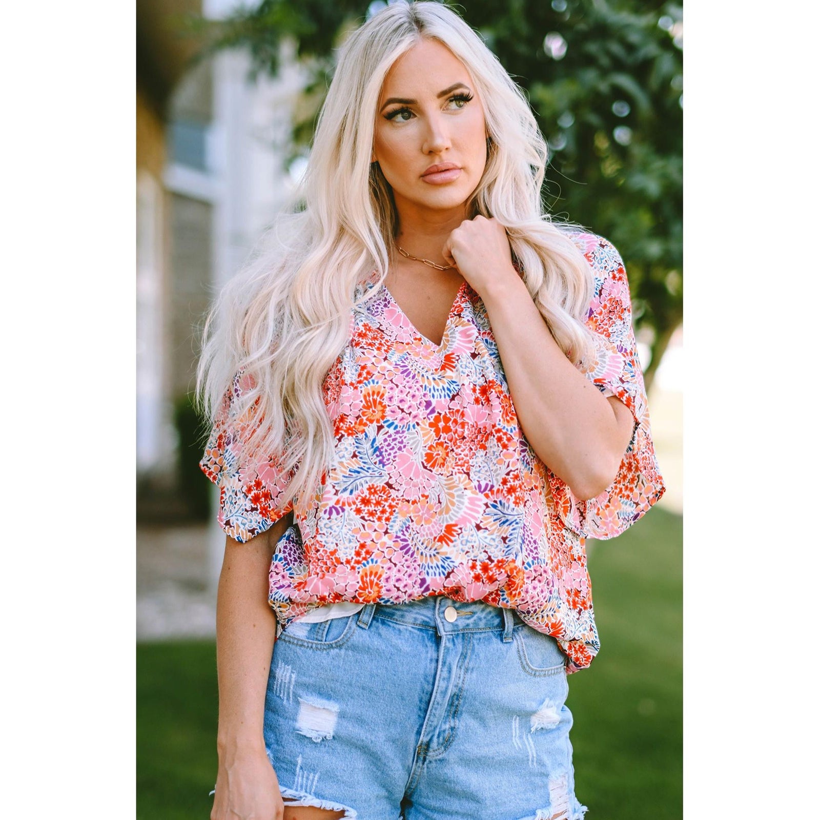 Azura Exchange Gorgeous Floral V-Neck Blouse - XL