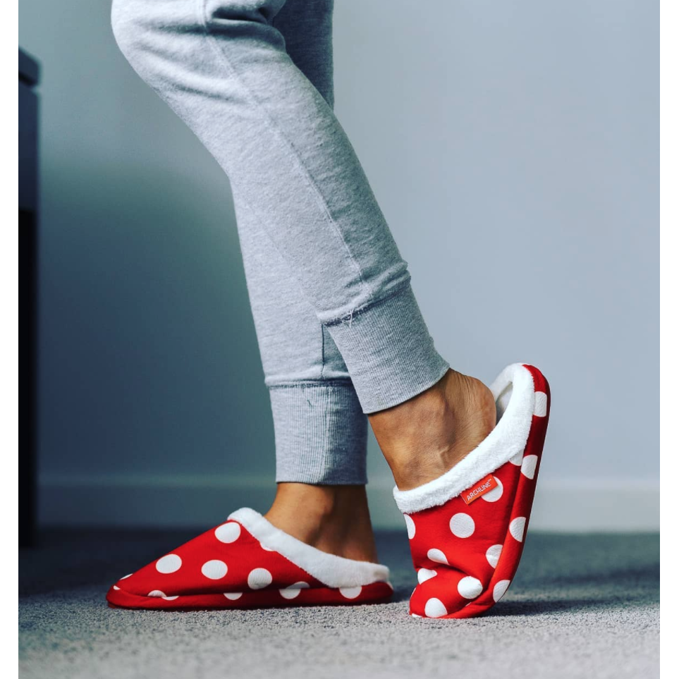 ARCHLINE Orthotic Slippers Slip On Scuffs Pain Relief Moccasins - Red Polka Dot - EUR 41 (Womens US 10)