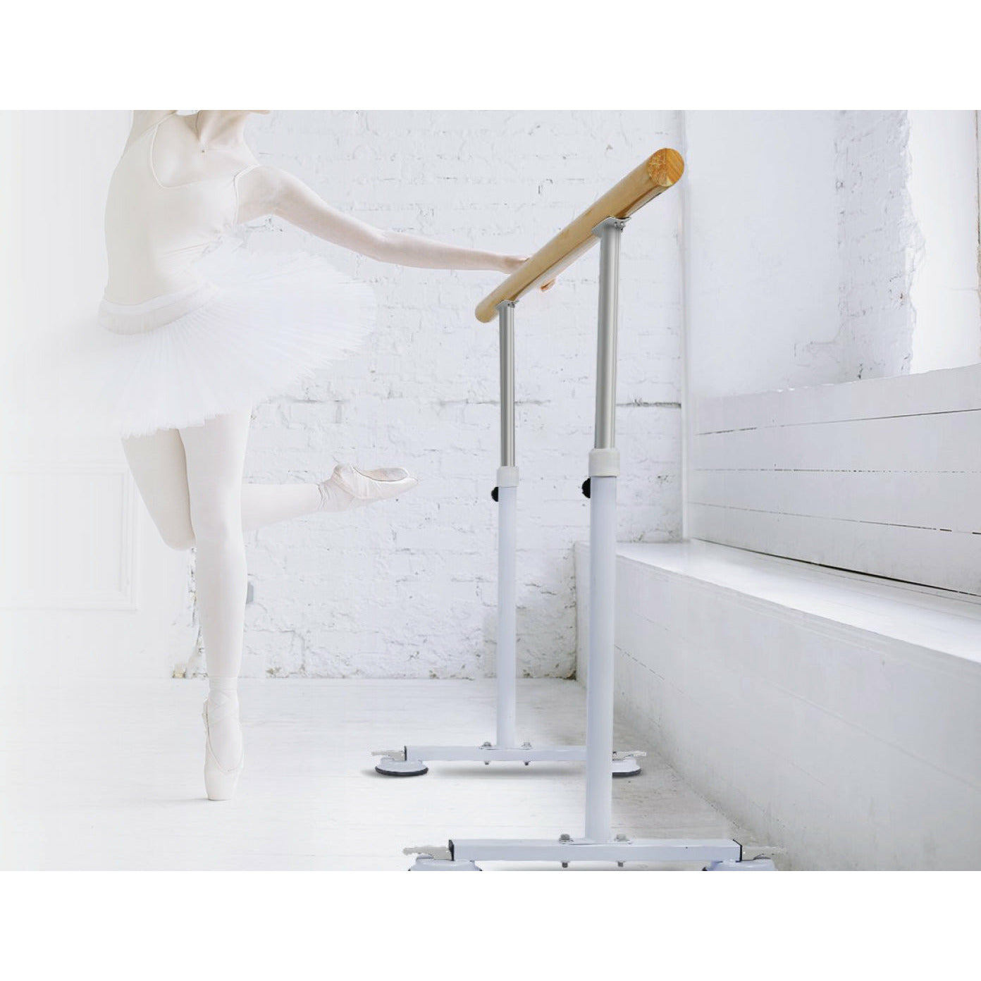 Wooden Portable Ballet Bar Stretch Barre Dance Bar 1.5M Freestanding Ballet Bar