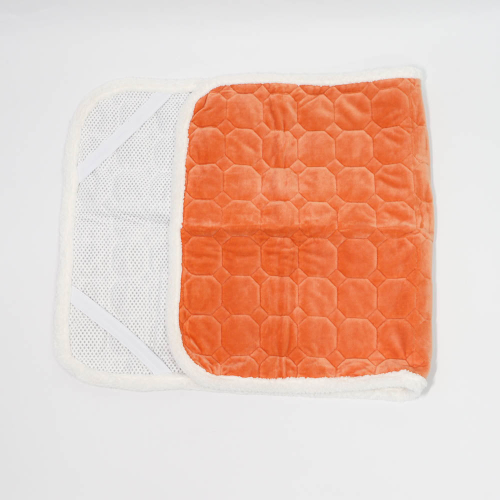 Downland Warm Soft Mat Orange 60120Cm-1973194167395946497