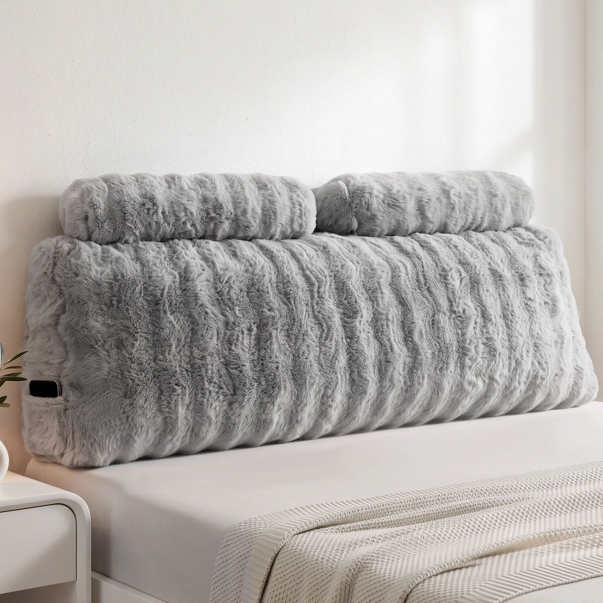 Giselle Wedge Pillow Headboard, Easy Wash Zipper Cover &amp; Anti-Flat Foam, Couch Lumbar Support for Dorm Readers, 340g Faux Rabbit Fur with Dual Pockets, Queen