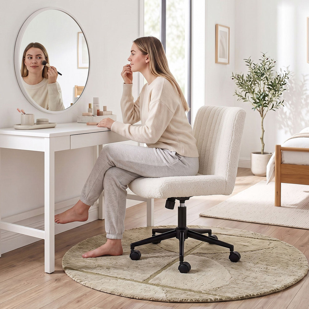 Artiss Armless Cross Legged Office Chair Wide Seat Vanity Chair Teddy Fleece Beige