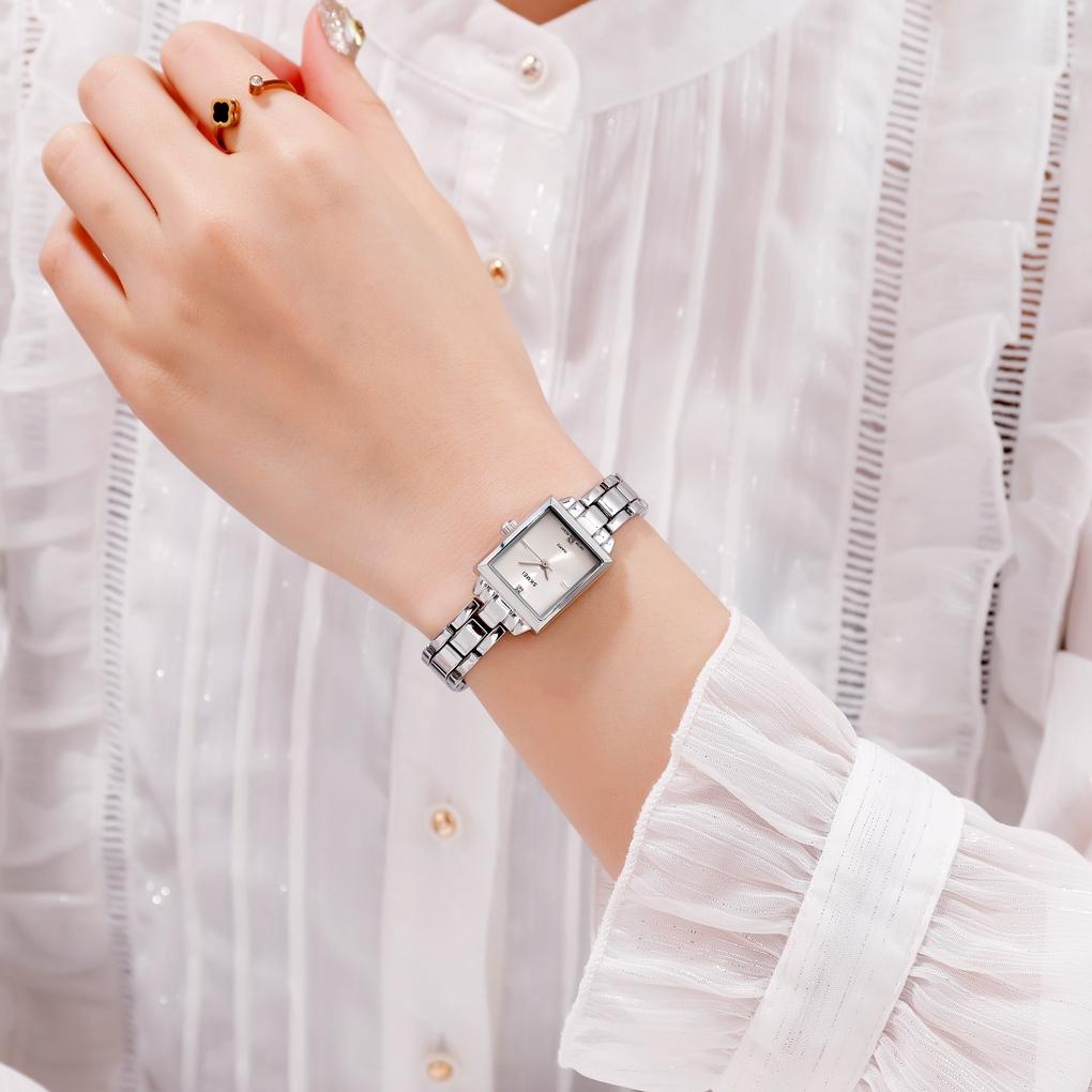 Elegant Square Quartz Watch For Women With Diamonds - Silvery-1915198087333285889