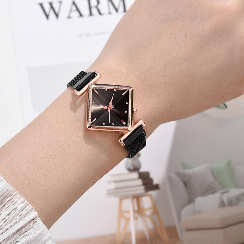Black Diamond Dial Women Quartz Watch-1915197819656998913