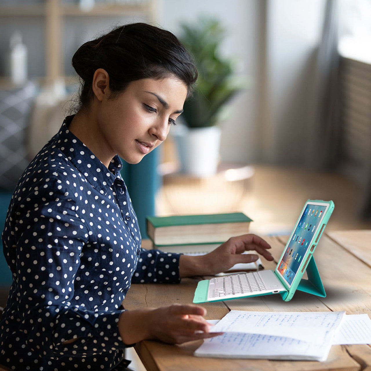 Laser iPad 10.2-inch Wireless Keyboard Case Green