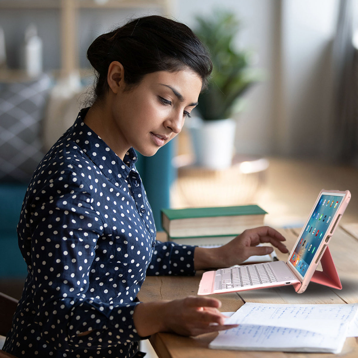 Laser iPad 10.2-inch Wireless Keyboard Case Pink