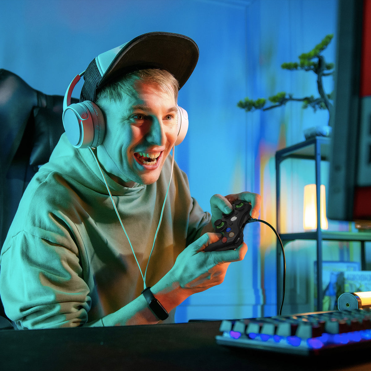 Laser Gaming Wired PC Controller - Black