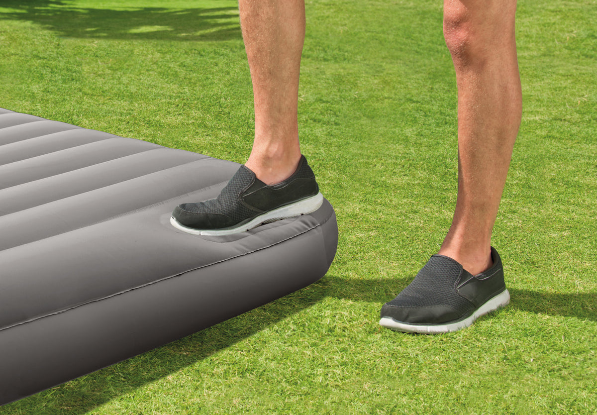 INTEX Double Dura-Beam� Standard Downy Air Mattress 10" w/ Built-In Foot Pump