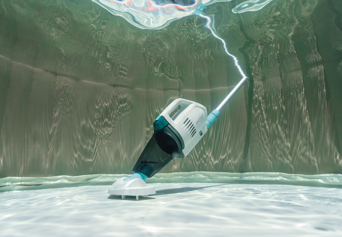 Intex Pool Vacuum Rechargeable Handheld 28626
