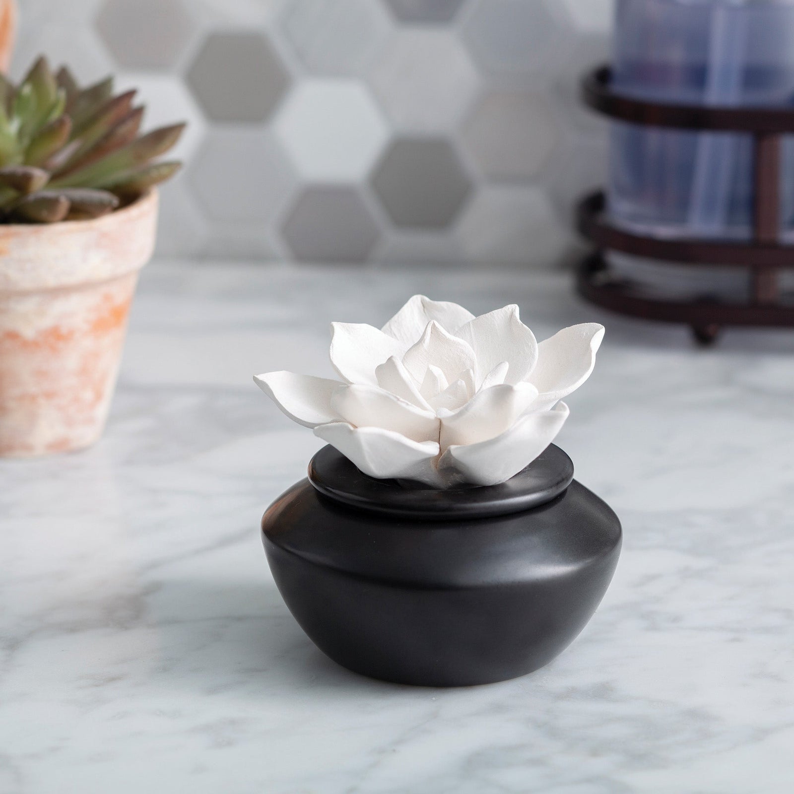 Gardenia Porcelain Passive Diffuser - RRP $29.95 - Wholesale