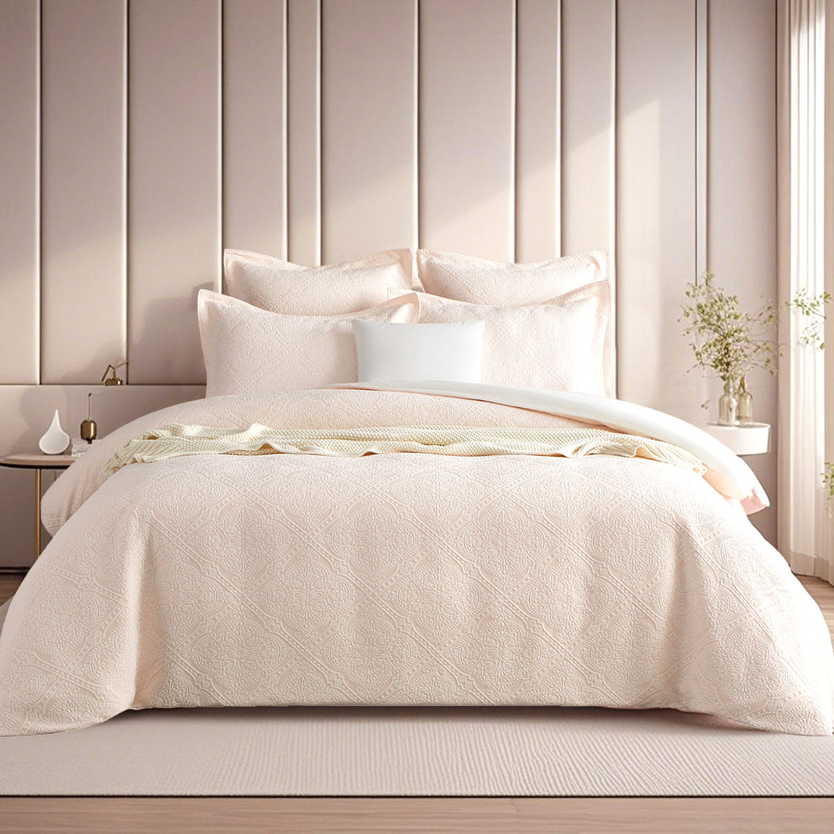 Bella Blush Jacquard Double Quilt Cover Set by Renee Taylor