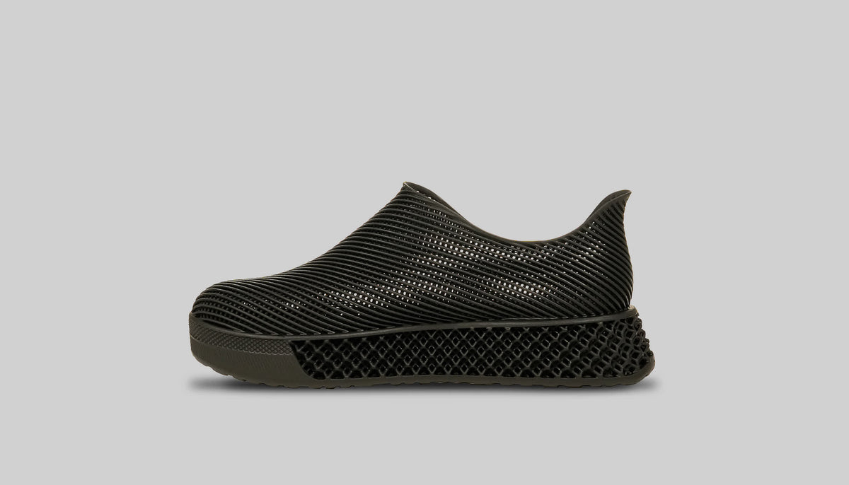 Calm | GC4 - Wormhole Black, 36