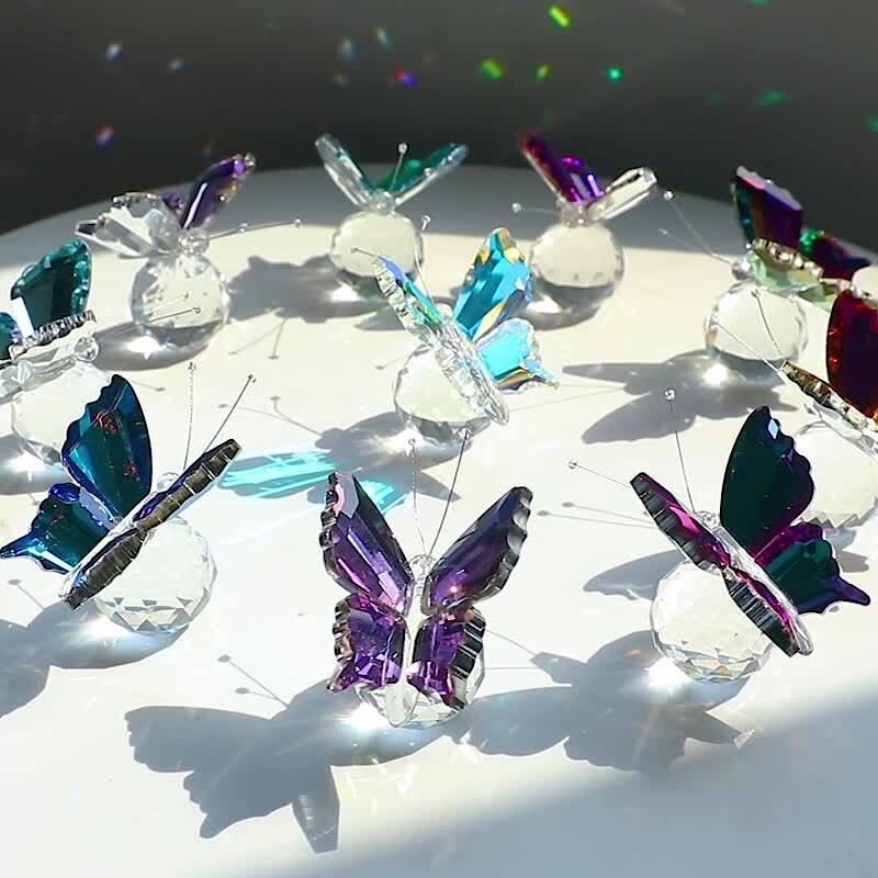 green fruit butterfly**"Crystal Wing Radiance" | 5.5cm Gradient Crystal Butterfly Sculpture — Poetry Captured in a Moment, an Eternal Gift Illuminating Space and Heart**