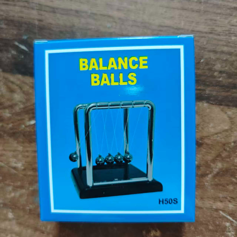 Newton's Cradle, made of durable PP material, is both a desktop physics demonstration pendulum and a stress-relieving decorative piece for offices and homes, ideal as a creative gift.