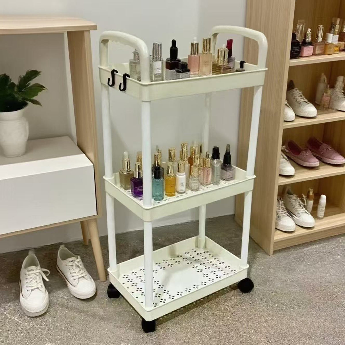 Five-Tier Rolling Cosmetics Storage Rack - Made of durable plastic, equipped with 360-degree swivel casters, strong load-bearing capacity - Suitable for bathroom, bedroom, kitchen, and home storage | BLACK