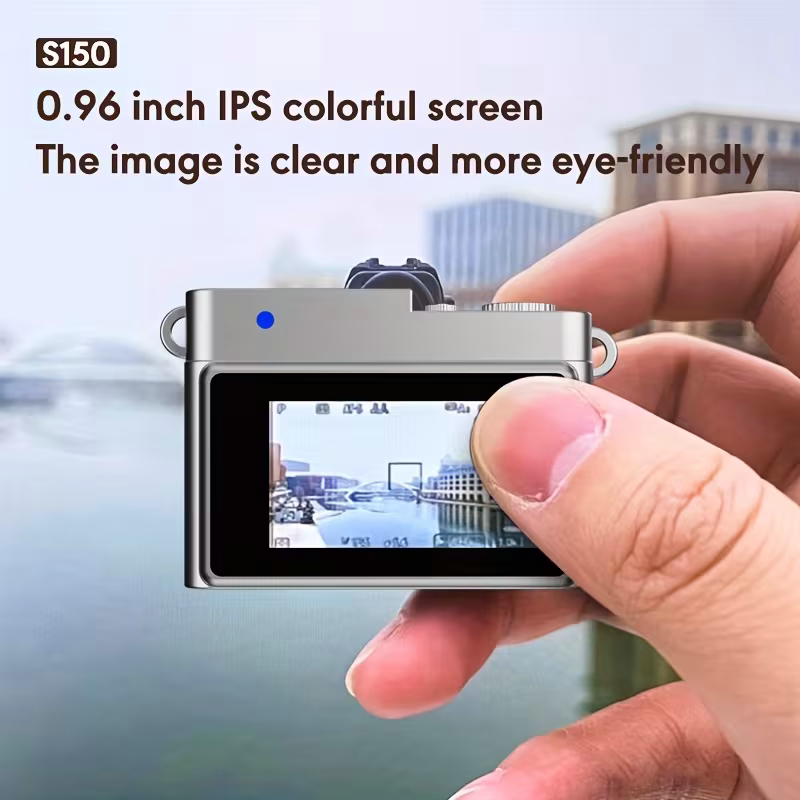 Mini camera retro version, wearable mini camera - 1080P high-definition video, 0.96-inch IPS screen, LED fill light, 17.5-gram ultra-light portable, suitable for Vlog shooting and travel, small pocket-sized photo recorder with 32GB card - small compact mi