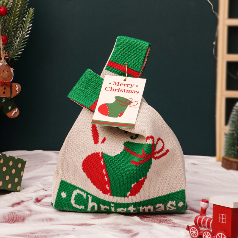 Christmas gift 4-Pack Christmas Knitted Gift Bags - Small & Big Festive Pouches for Apples, Candies, Christmas Eve Gifting & DecorationProduct（L） 