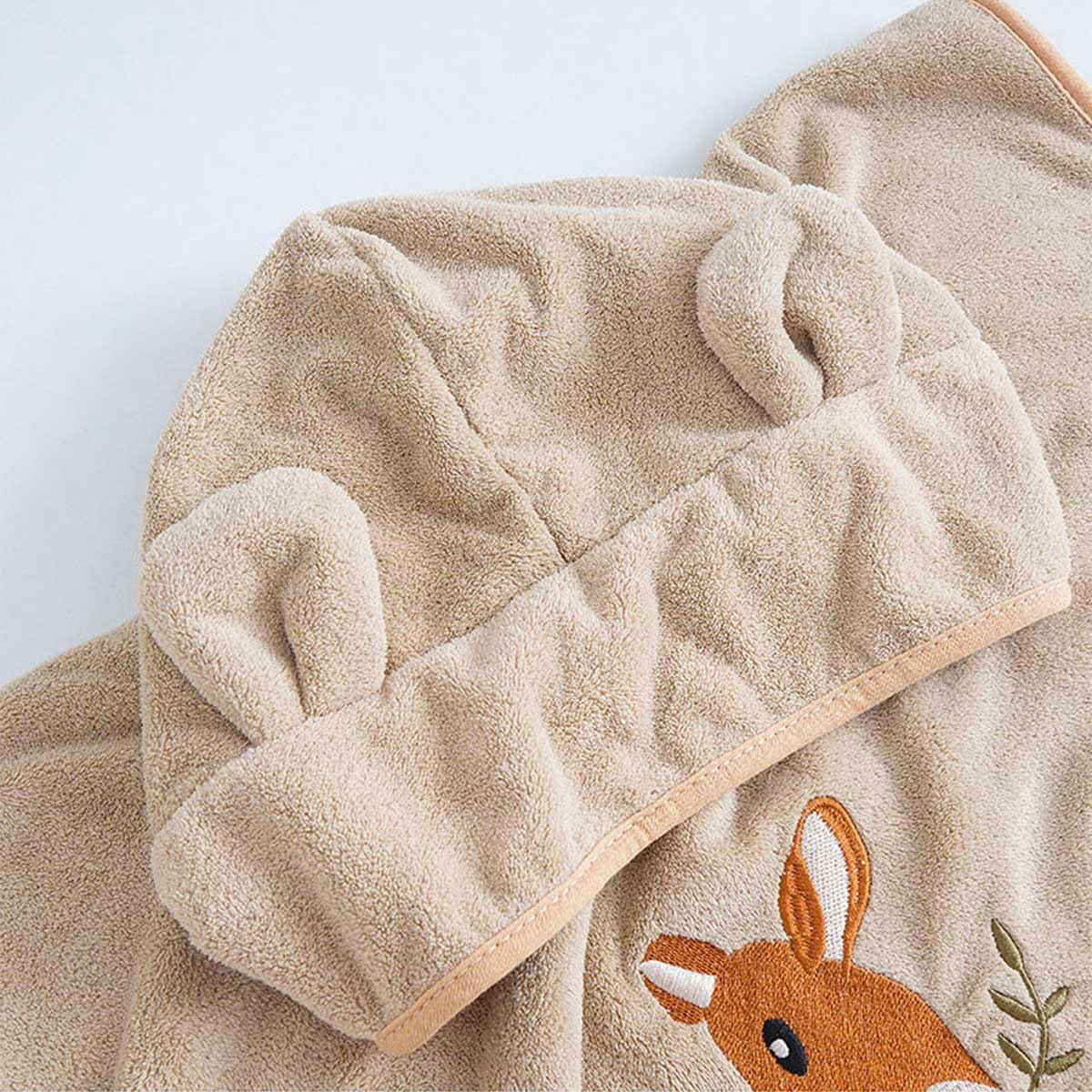 Ultra-Soft Hooded Bath Towel for Kids – Coral Fleece Poncho with Charming Animal Design, Quick-Dry Absorbent Robe for Bath, Pool, Beach (Deer)