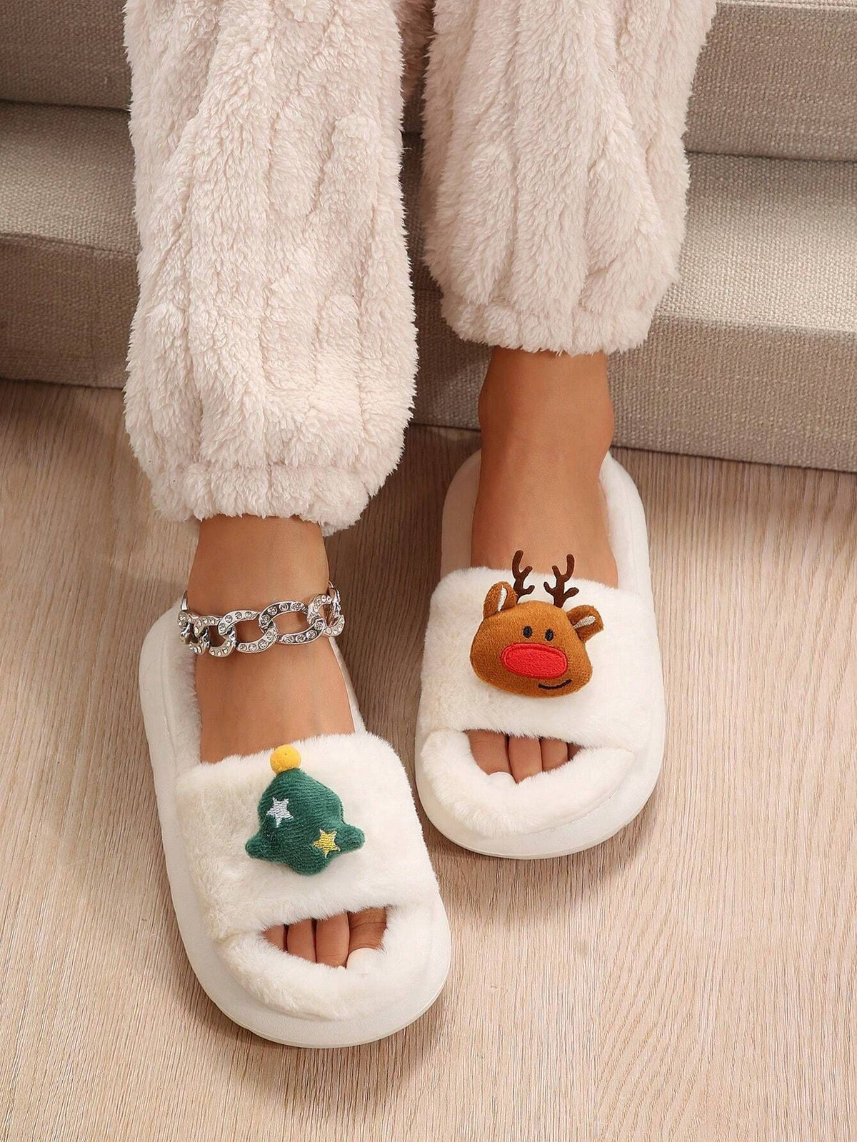 Christmas Cartoon Plush Slippers, Unisex Lightweight Thick-Soled Anti-Slip Fuzzy Slippers for Couples &amp; Family(milky white)