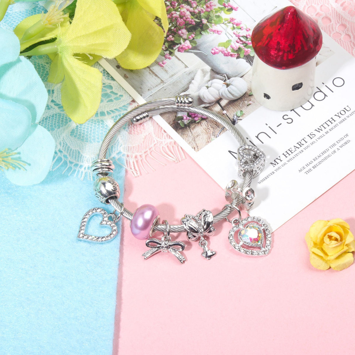 Cute Heart-shaped Beaded Bracelet with Rhinestones(19cm)