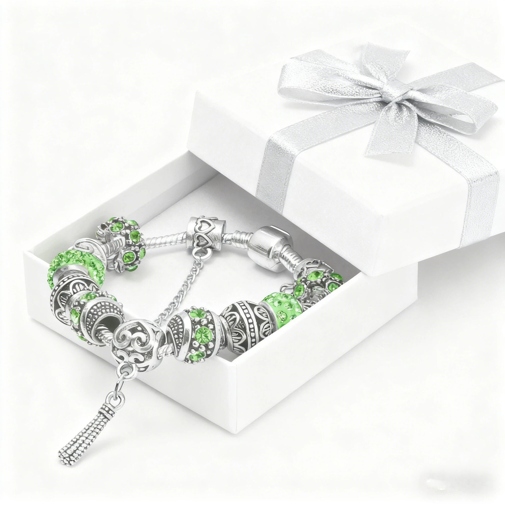 Women’s Vintage Silver-Plated Charm Bracelet - Crystal-Embedded Hollow Carved Multi-Bead Fashion Jewelry(green-18cm)