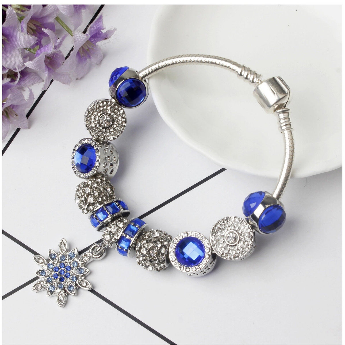 Blue Cat's Eye Glass Bead Bracelet - Zinc Alloy Rhinestone &amp; Snowflake Pendant(20cm)