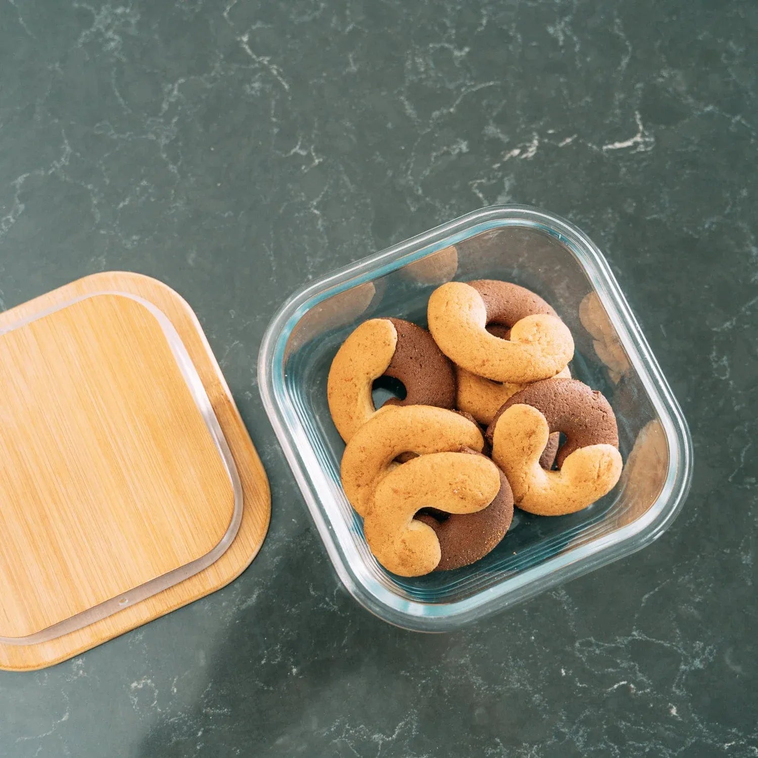 Medium Bamboo Food Container – Clear Glass with Bamboo Lid