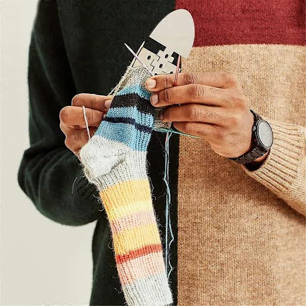 Wooden Sock Blockers for Knitting, Adjustable, 6 pcs Knitting Blockers