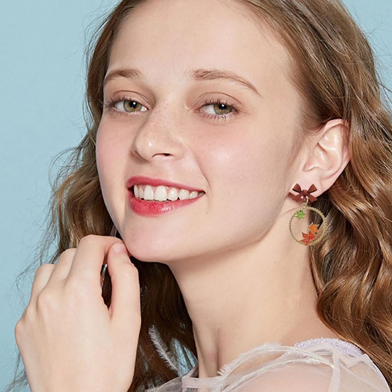 Thanksgiving Earrings for Women Cute Funny Squirrel Turkey Hazelnut Dangle Drop Earrings Delicate Fashion Colorful Maple Leaf Wreath Rhinestone Earrings Thanksgiving Holiday Themed