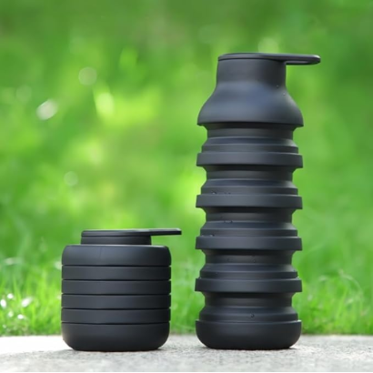 Collapsible Water Bottles, Reusable Water Bottle with Buckle, 600ml Silicone Leakproof Portable Bottle for Gym Camping Hiking Sports Outdoors, Travel Essentials for Flying Cruise Ship, Black