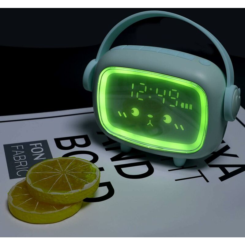 Kids Digital Alarm Clock For Girls Boys, Angel Digital Alarm Clock With Lights And Snooze Function (Green)