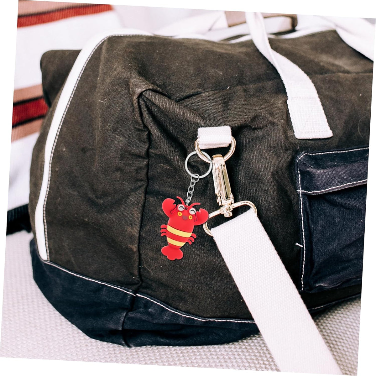 10pcs Simulation Sea Animals Keychains Cute Cartoon Lobster Key Pendant Decor for Bags Backpacks and Phones Fun Party Favors for Boys