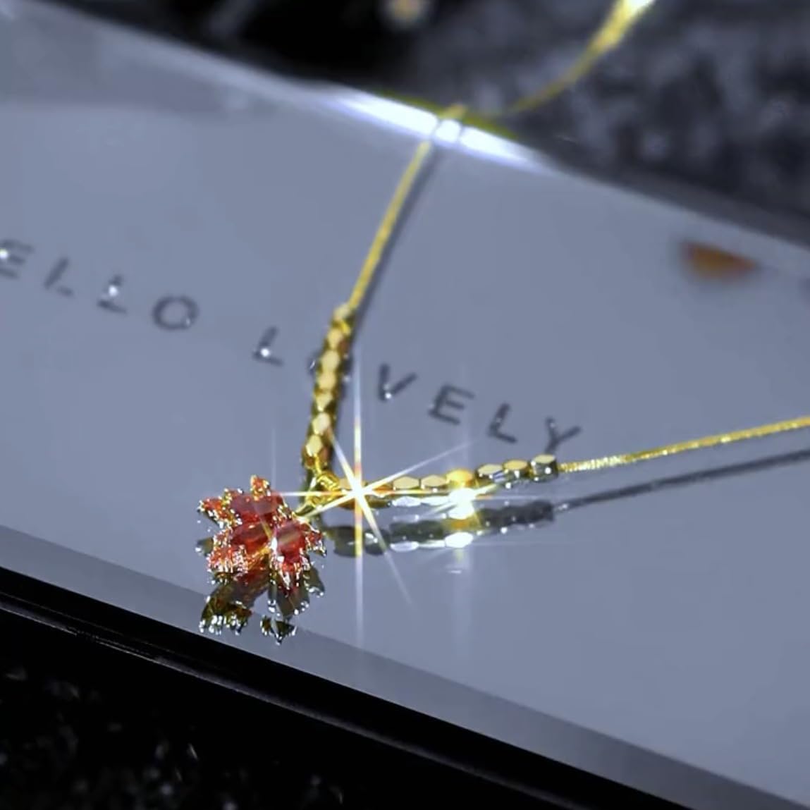 Leaf Necklace, Beaded Chain Necklace For Women Gold Plated Pendant Necklace Rhinestone Choker Necklace Simple Dainty Trendy Thanksgiving fall Necklace Jewelry Gift