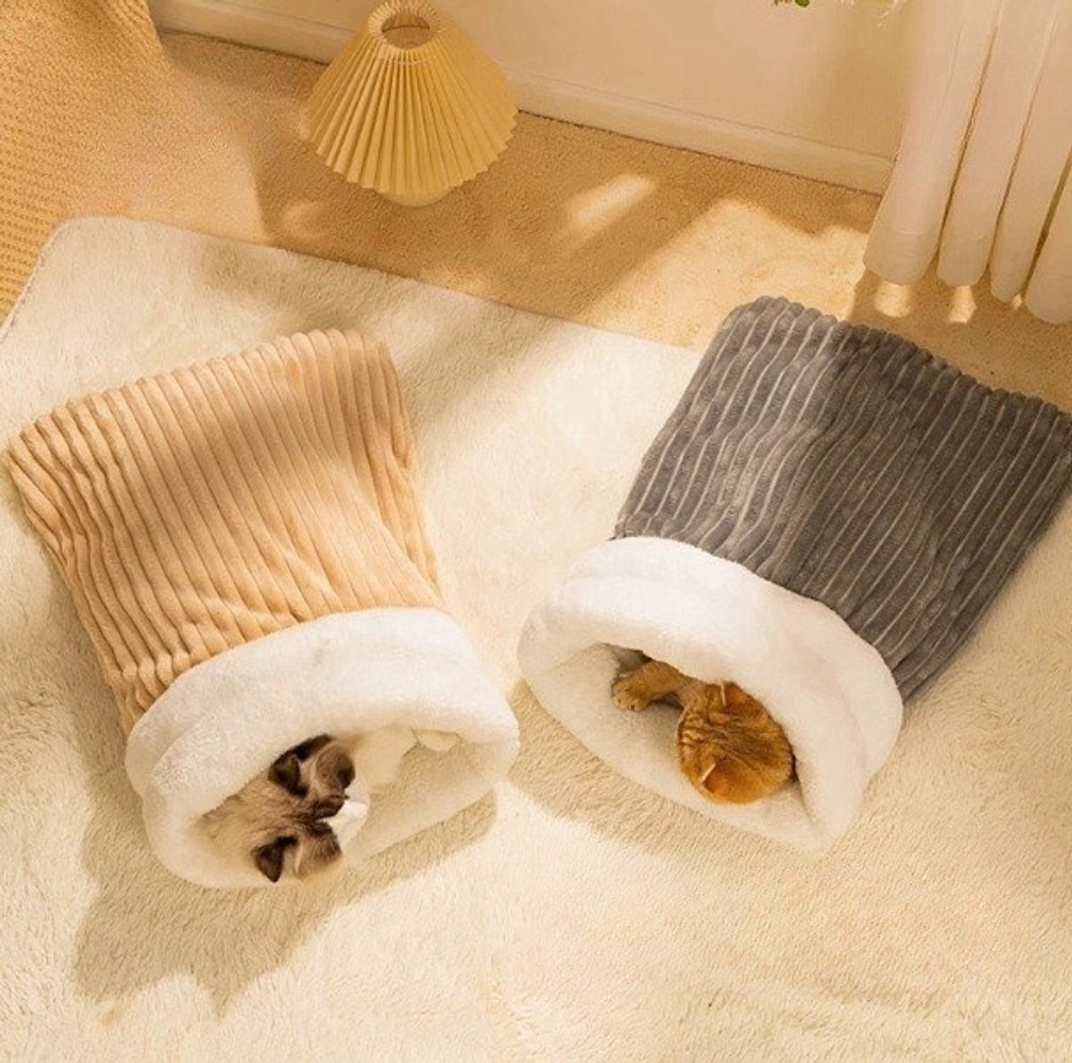 Cat Bed - Cave Cat Basket - Winter Sleeping Bag for Pets - Soft Plush Cat Bed - Suitable for Indoor Cats, Kittens and Dogs (Beige, M-44*37cm)