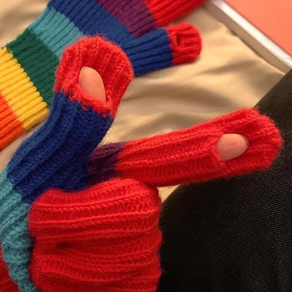 Knitted Gloves - Gloves - Rainbow Gloves - Warm Gloves - Touchscreen Compatible Gloves - Unisex - Suitable for Cold Weather, Sports, Travel, Driving, Skating, Skiing - Christmas Gift - Birthday Gift