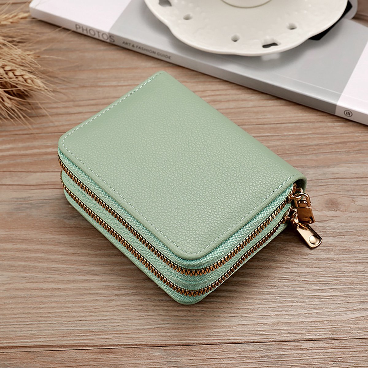 Women's Wallet - Small Women's Wallet - Light Green - Zipper Closure - Credit Card Holder - Card Holder - Bank Card Holder - Card Holder - Unisex