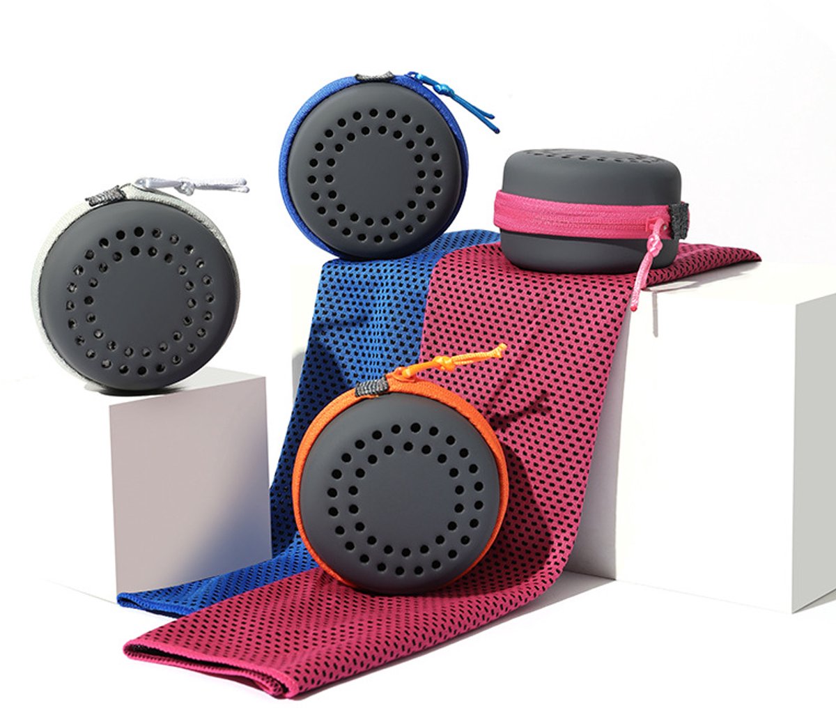 Cooling Towel for Summer & Sports - Quick-Drying & Cooling - Quick-Drying Towels - Cooling Towels for Running - With Storage Box - 30x60 cm (Children) Green