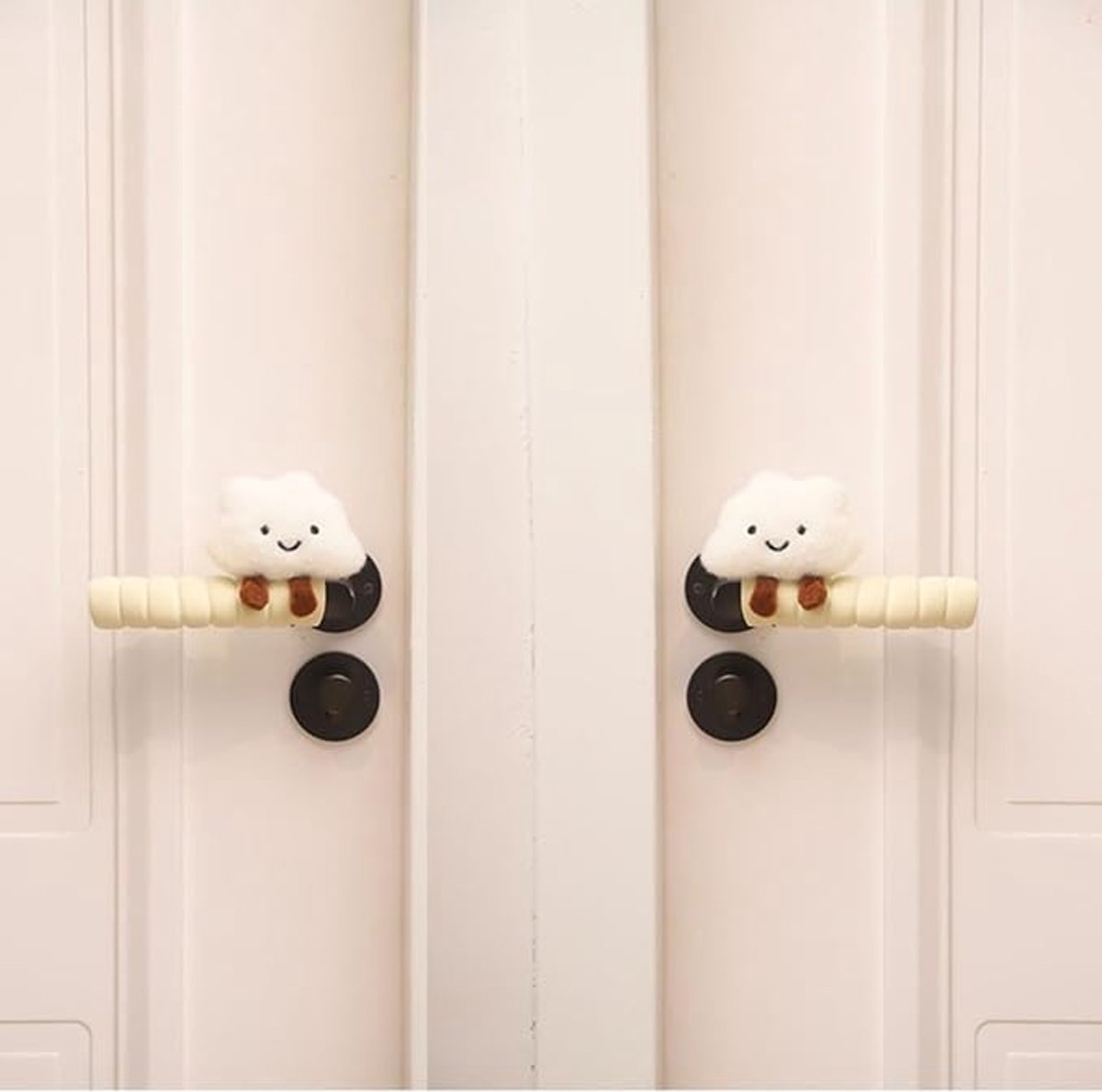 Protective Cover - Set of Two - Cute Cloud-Shaped Door Handle Gloves - Decorative Door Handle Protector Cover - Door Accessories (White)