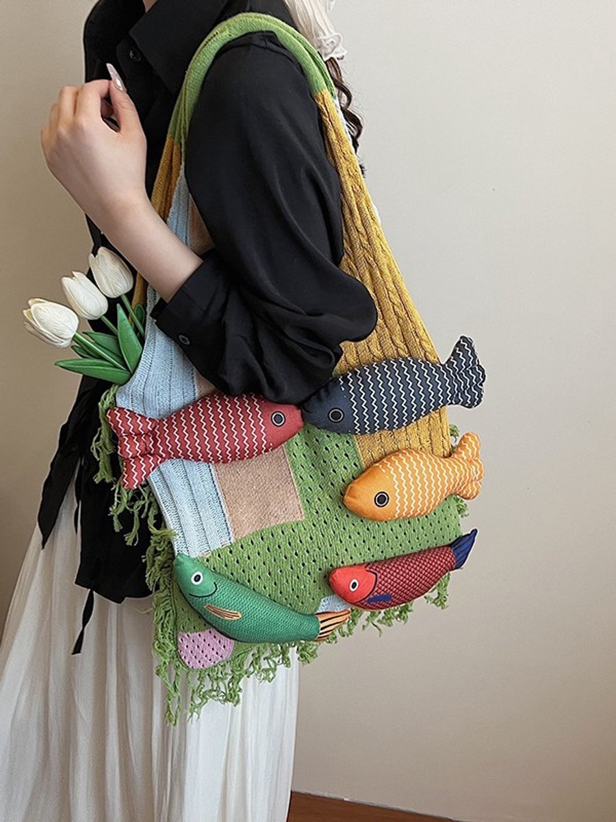 Shoulder Bag - Spacious Storage Bag - Versatile Knitted Bag - Tassel Shopping Bag - Perfect for Day Trips and Shopping - Red