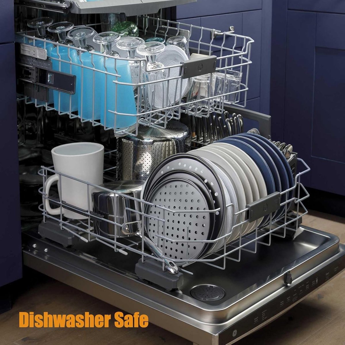 Pizza Baking Pan Set - Pizza Stone Set - Pizza Platter | Pizza Baking Tray | Pizza Plate - Carbon Steel - With Ventilation Holes - Oven-Safe - Home | Kitchen | Dining Room (26cm & 28cm & 32cm)