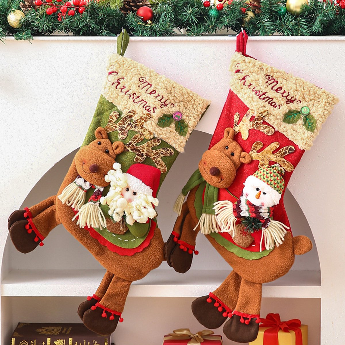Gift Bags - 23 Inch Christmas Stockings - Santa and Reindeer Pattern - Extra Soft Plush Cuff - Classic Christmas Stocking Decoration - Perfect for Family Holiday Decor（B）