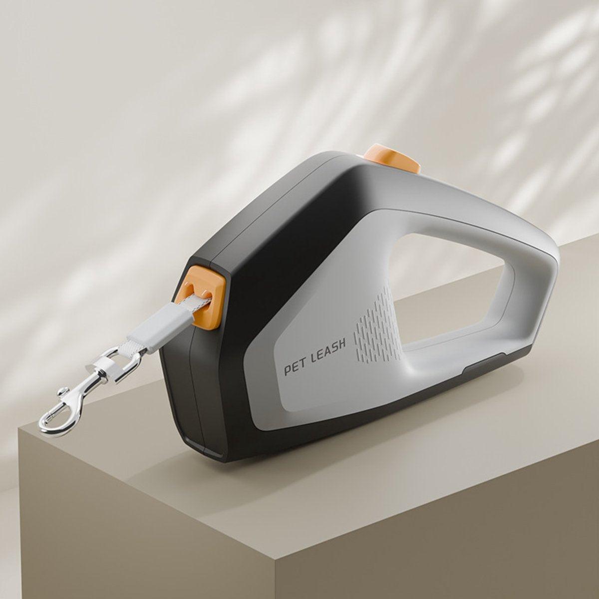 Dog Leash - Extendable Dog Leash - Strong Nylon Rope - 16 Feet (4.9 Meters) - One-Hand Brake, Stop, and Lock - Suitable for Medium and Large Dogs Weighing up to 105 lbs (49.9 kg) - Suitable for Walking and Training (Black)