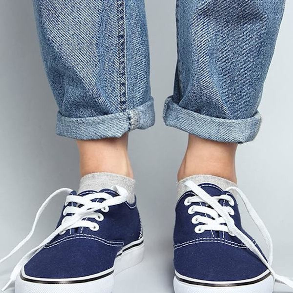 White flat laces - suitable for sports shoes, etc. White 120 cm 3 pairs