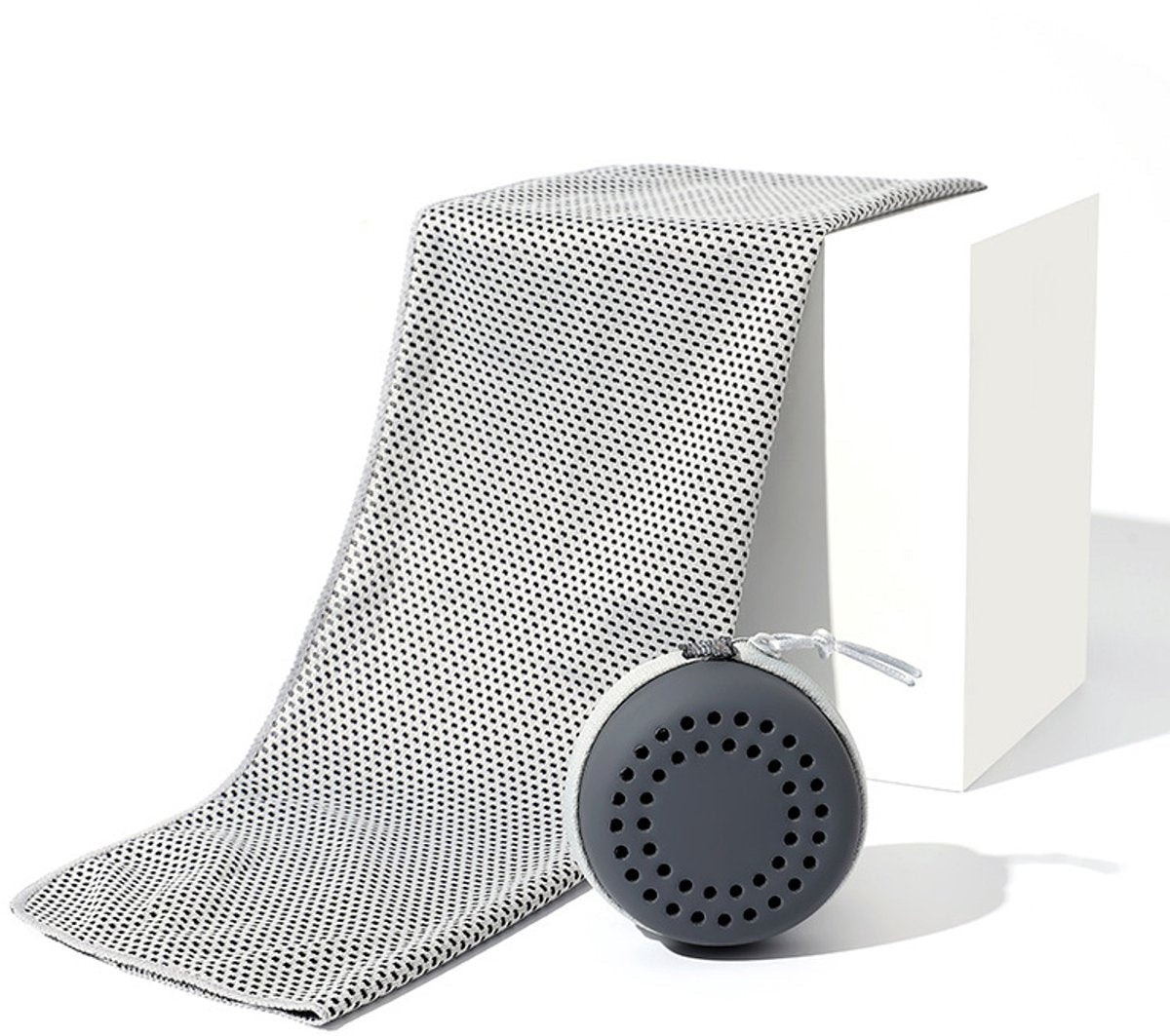 Cooling Towel for Summer & Sports - Quick-Drying & Cooling - Quick-Drying Towels - Cooling Towels for Running - With Storage Box - 30x60 cm (Children) Gray