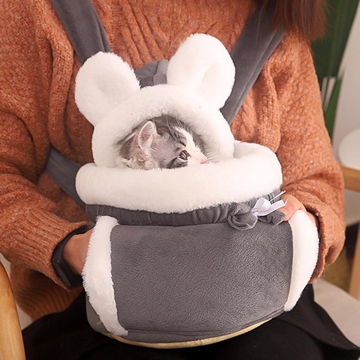 Cat Bed - Backpack for Pet Travel - Can be used as a cat basket indoors - Side pockets to keep your hands warm - Wide shoulder straps - Best choice for traveling with small pets (Gray, Size M: 25*25*21)