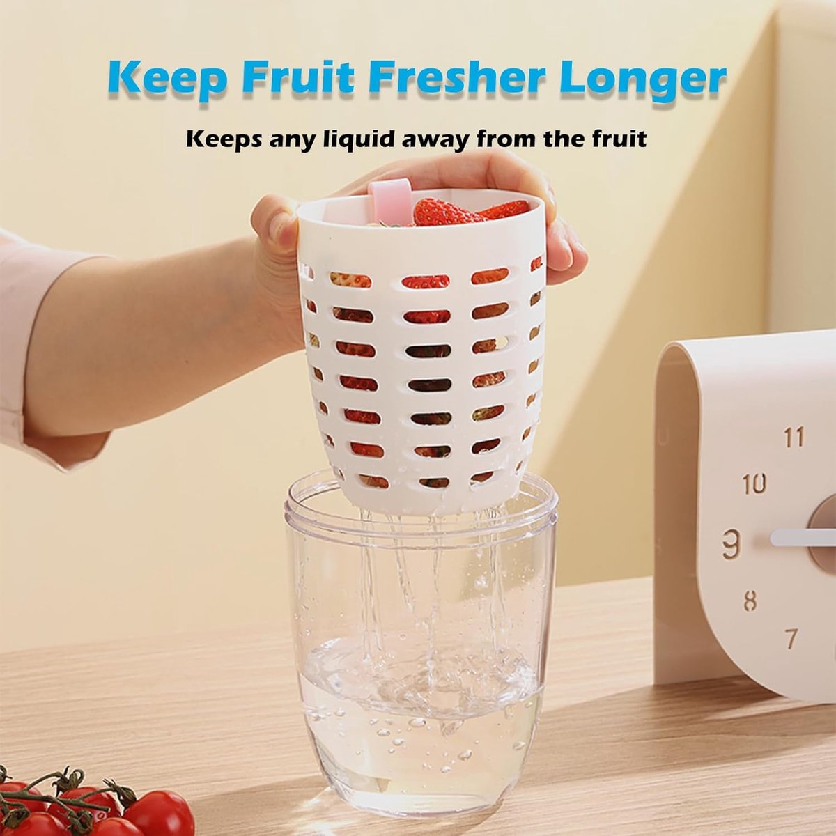 Fruit Bowl - Salad Bowl - Leakproof reusable food container with lid and draining basket - Suitable for work, school, and travel. - 650 ml (Purple)