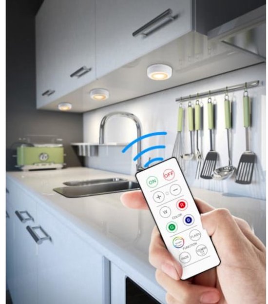 LED spotlight set - 6 stylish lights with dimming function and 2 practical remote controls - Night lights with colour change - Lights with remote controls - Suitable for kitchens, bedrooms, etc.