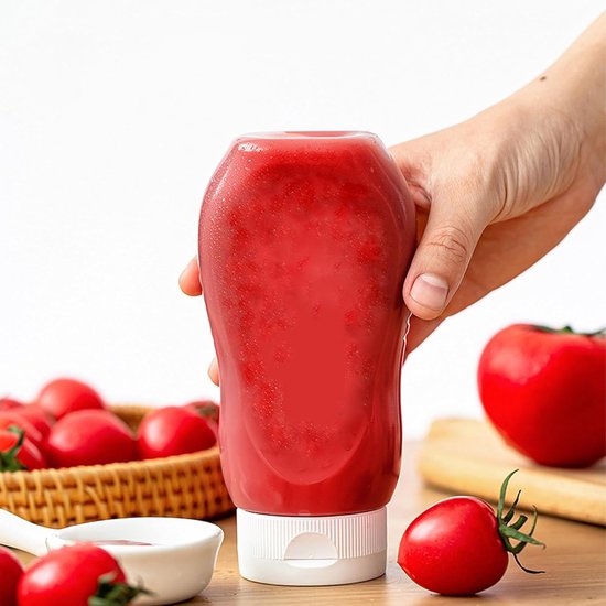 Squeeze Bottles - Pack of 4 - Sauce Bottles - Plastic Bottles with Lid (330g) - BPA Free - Suitable for salad dressings, ketchup, cooking oils - Clear Bottles for Condiments - Leak-Proof Bottles - Food Grade Condiment Bottles