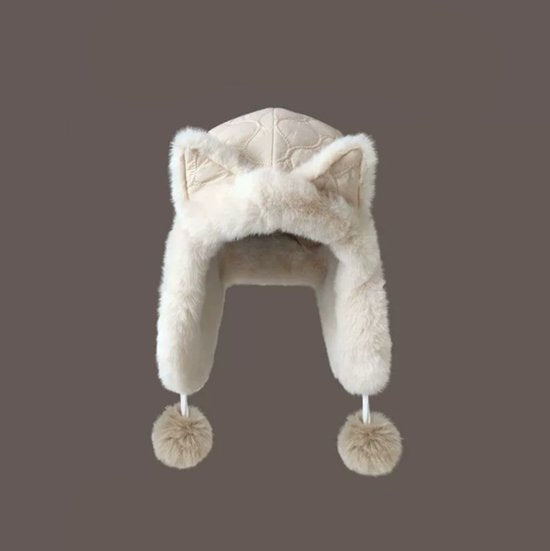 Fleece winter hat - Warm hat with thickened ear flaps - Soft, comfortable and frost-resistant - Stylish winter accessory - Color: Beige
