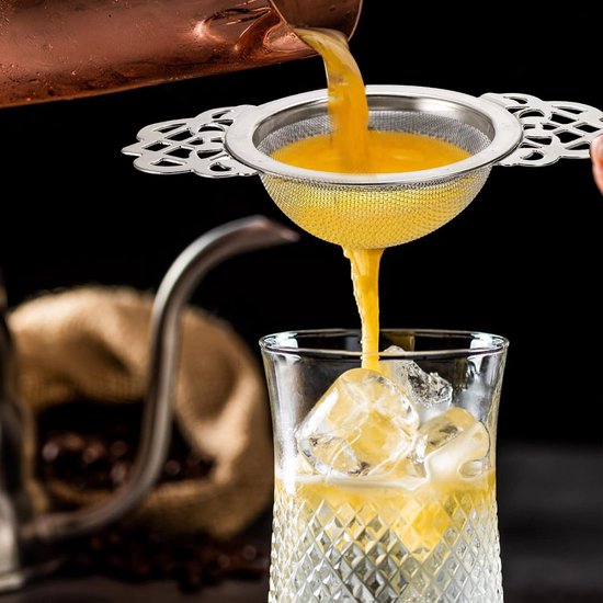 Tea Strainer - 2-piece set - Stainless steel tea infuser - Tea steeper with handle and drip cup - 6.5 cm - Mesh tea filter